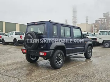 Car image 5