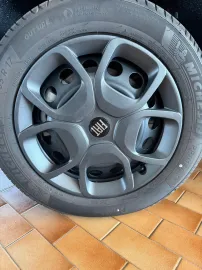 Car image 26