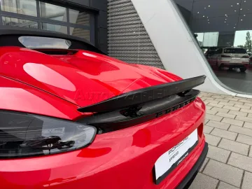 Car image 36