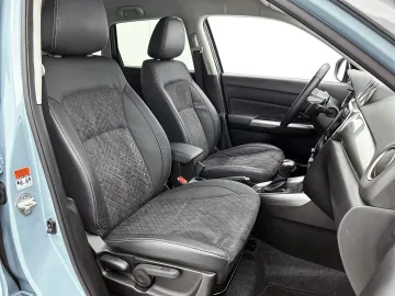 Car image 47
