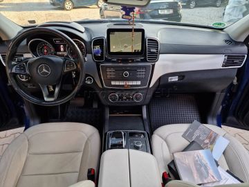 Car image 36