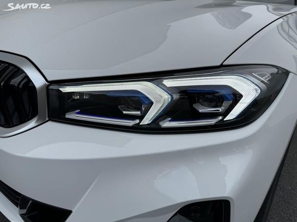 BMW 330 e xDrive 215 kW image number 18