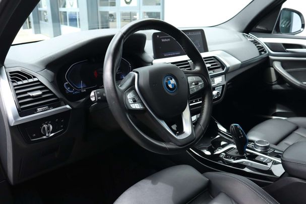 BMW iX3 80 kWh 210 kW image number 14