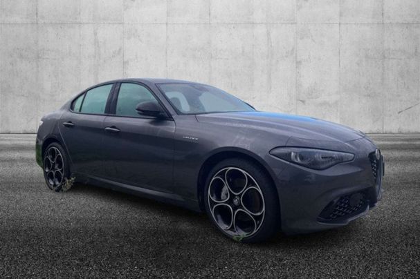 Alfa Romeo Giulia 2.0 Turbo Veloce 206 kW image number 2