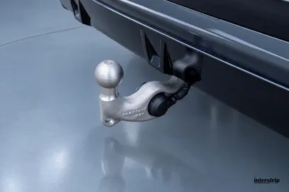 Car image 34