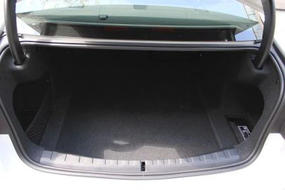 Car image 33