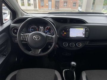 Car image 10