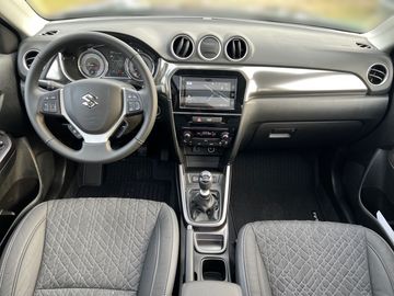 Car image 10