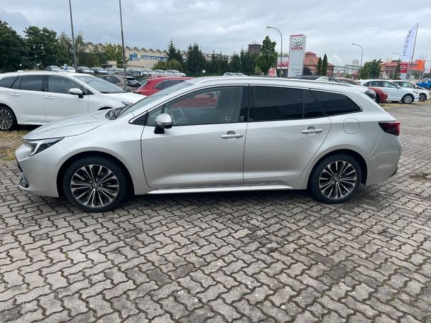 Toyota Corolla 1.8 Hybrid Touring Sports 103 kW image number 2