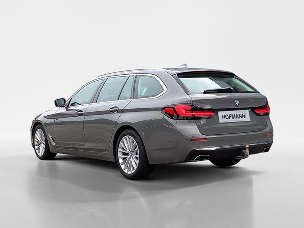 BMW 540d Touring Luxury Line xDrive 250 kW image number 4