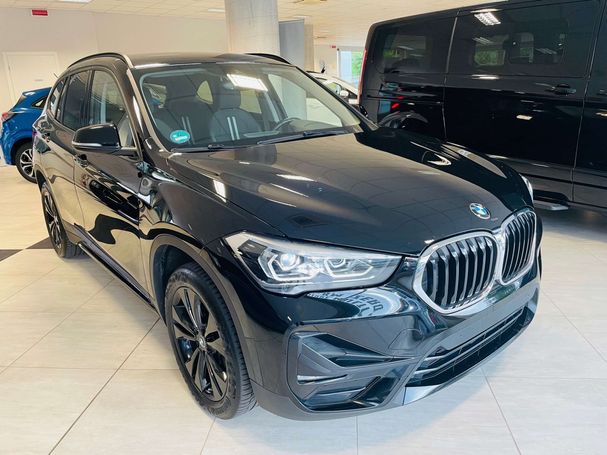 BMW X1 20d sDrive 140 kW image number 2