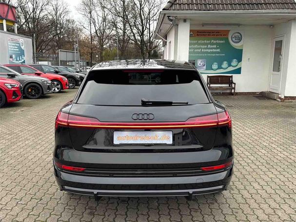 Audi e-tron 50 S-line 230 kW image number 8