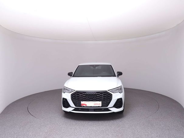 Audi Q3 45 TFSIe e-tron S-line 180 kW image number 2