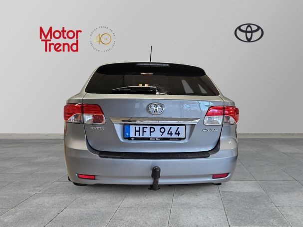 Toyota Avensis 2.0 D F 93 kW image number 3