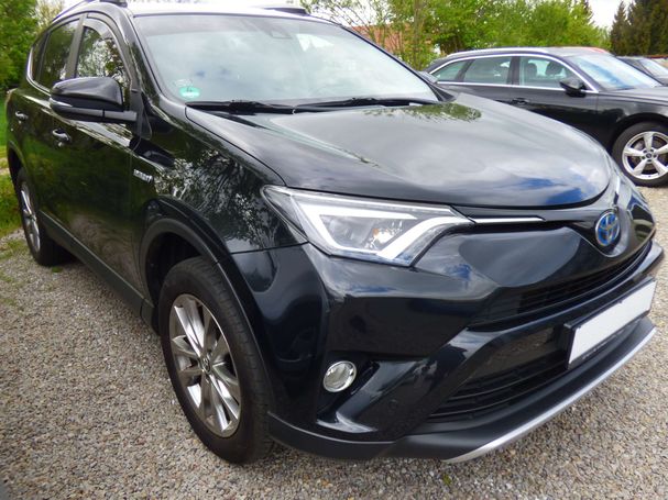 Toyota RAV 4 2.5 Hybrid 145 kW image number 2