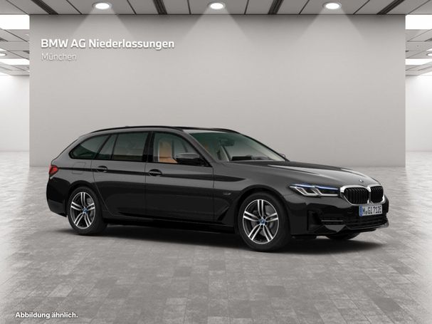 BMW 530 Touring xDrive 215 kW image number 10