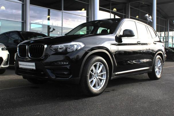 BMW X3 xDrive30e 215 kW image number 1