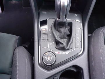 Car image 36