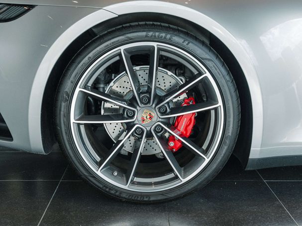 Porsche 992 Carrera S 331 kW image number 3