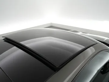 Car image 44