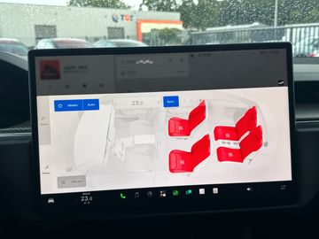 Car image 38