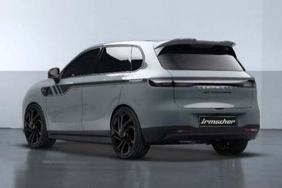 Car image 2