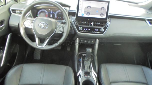 Toyota Corolla Cross 2.0 Hybrid 145 kW image number 27