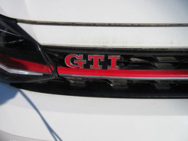 Volkswagen Polo 2.0 TSI DSG GTI 147 kW image number 9