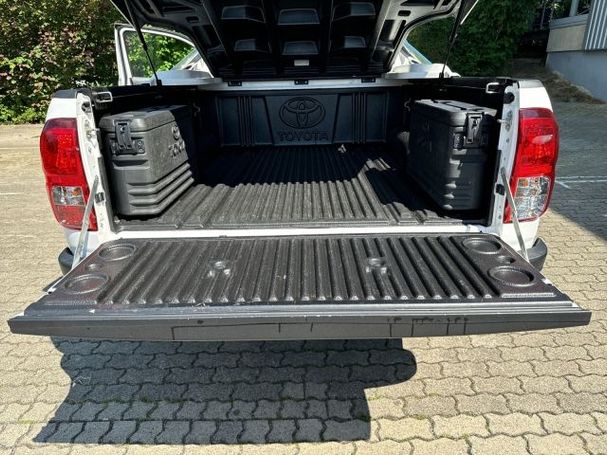 Toyota Hilux 4x4 Cab 110 kW image number 14