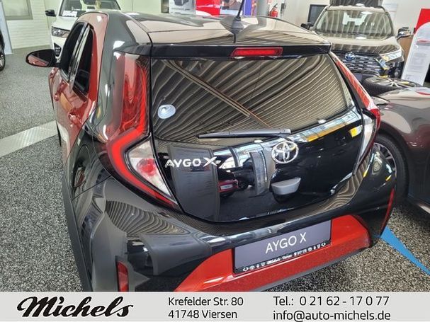 Toyota Aygo X 1.0 53 kW image number 5