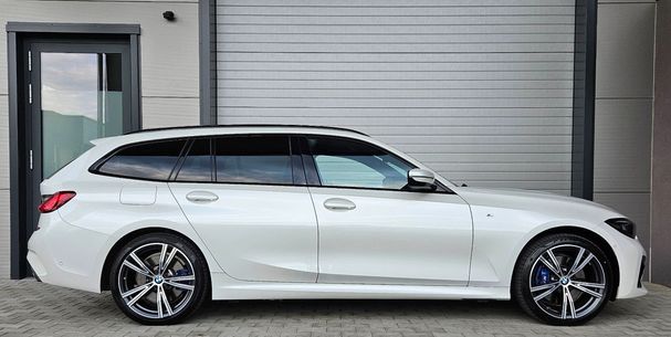 BMW 330 Touring e M Sport xDrive 215 kW image number 6