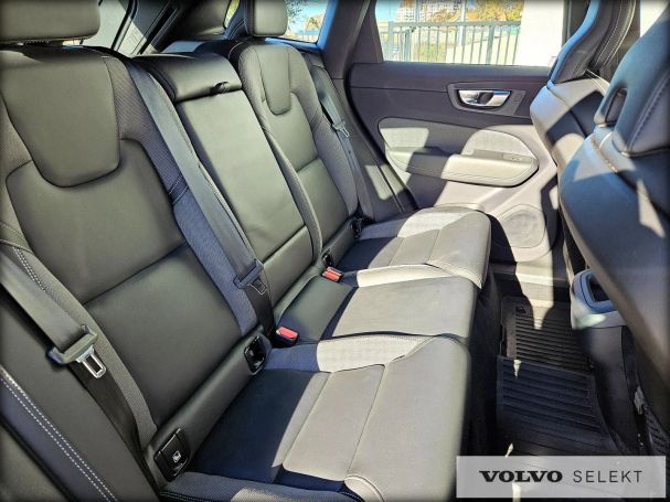 Volvo XC60 145 kW image number 22