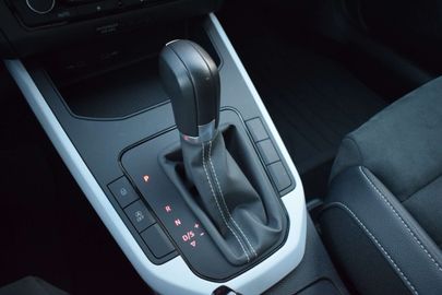 Car image 22