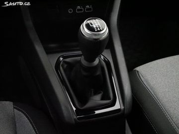 Car image 25