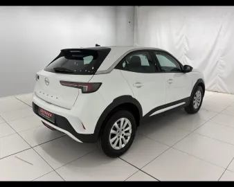 Car image 16