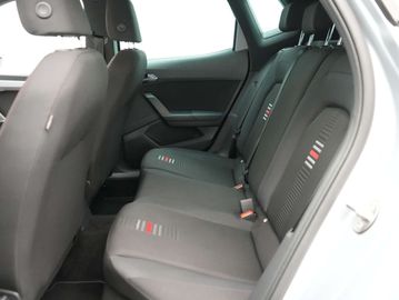 Car image 36