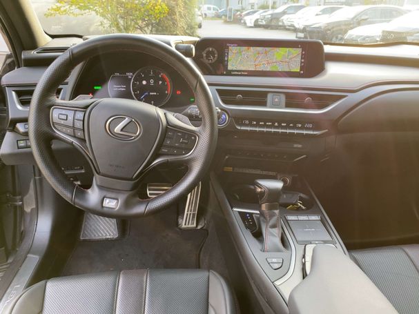 Lexus UX 250h 135 kW image number 10