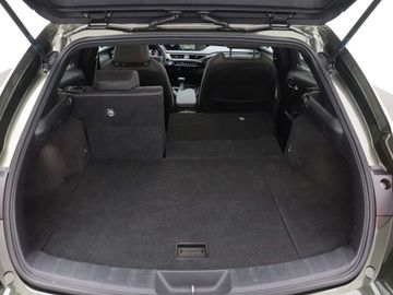 Car image 36