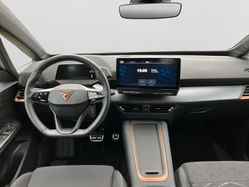 Car image 21