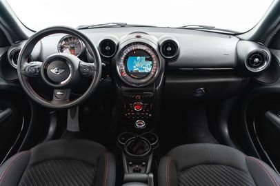 Car image 36