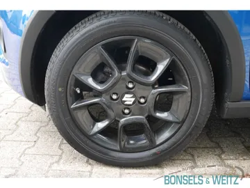 Car image 20