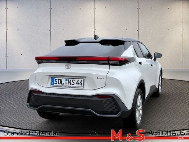 Toyota C-HR 1.8 Hybrid 90 kW image number 3