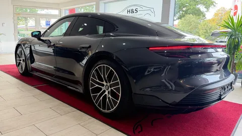 Car image 33