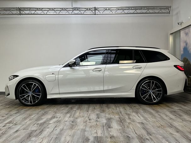 BMW 330e Touring xDrive 215 kW image number 5