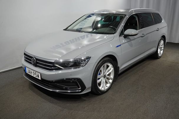 Volkswagen Passat GTE DSG 163 kW image number 1