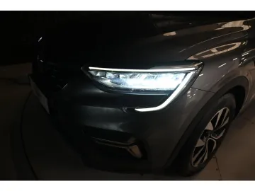 Car image 38