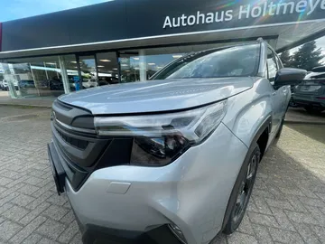 Car image 24