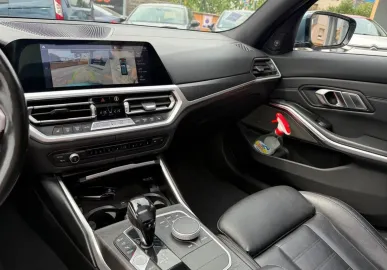 Car image 30