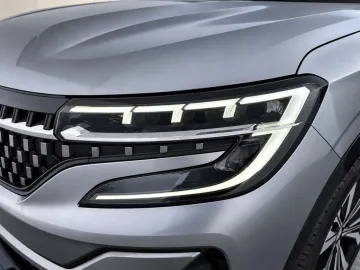 Car image 26