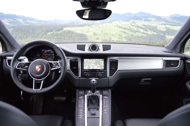 Porsche Macan Turbo 294 kW image number 11